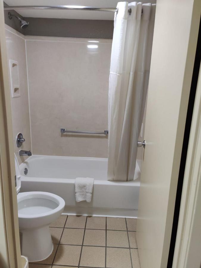 Days Inn By Wyndham Southaven Ms Esterno foto